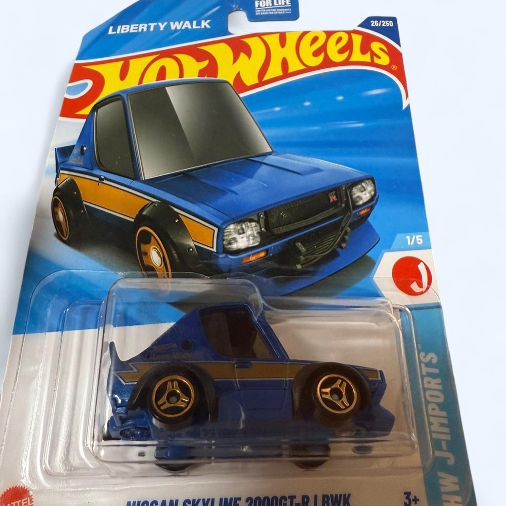 Nissan skyline 2000gt-R LBWK hot wheels